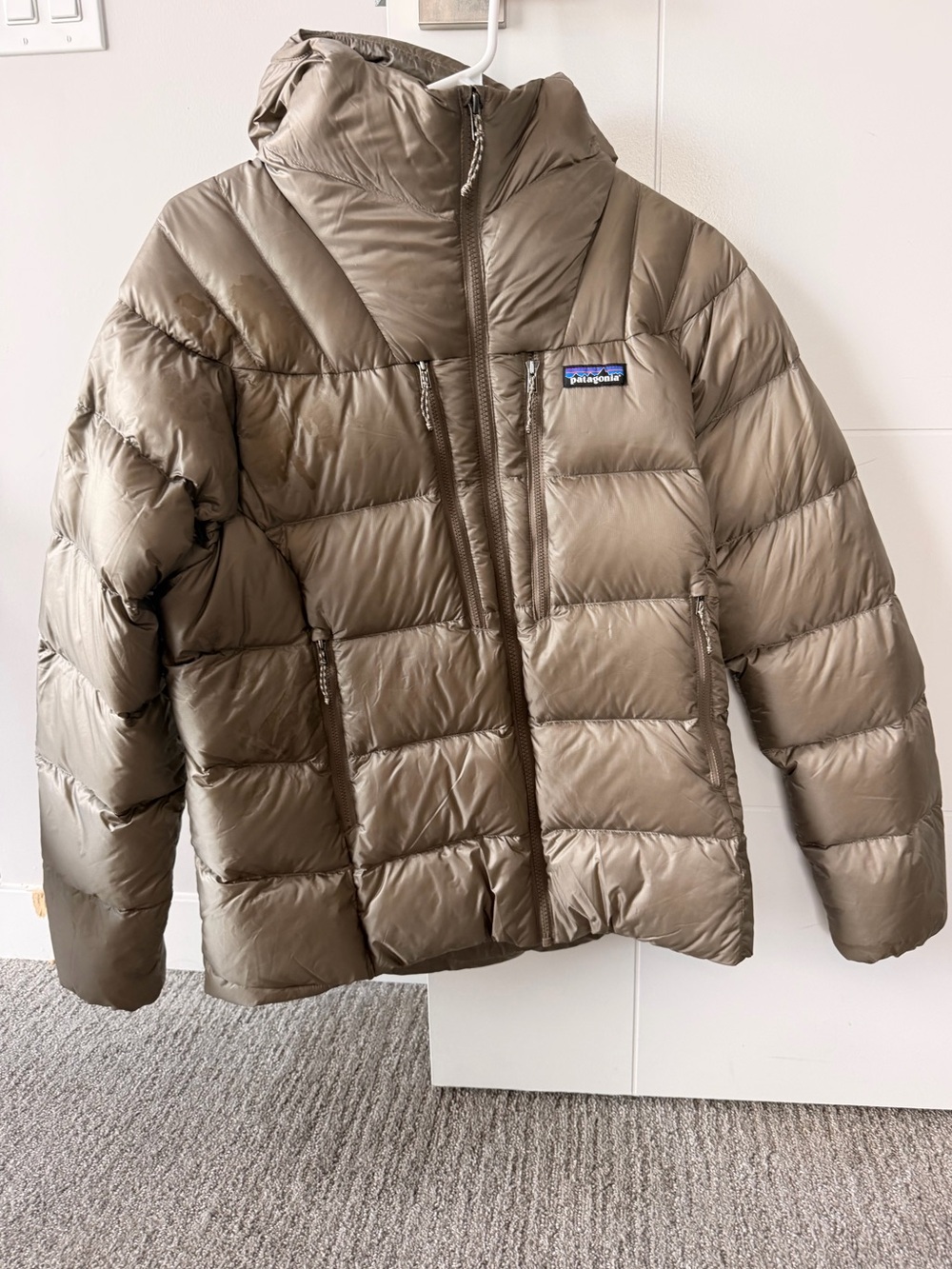 Patagonia Fitz Roy 800fill Down Puffy Jacket - Taupe Brown